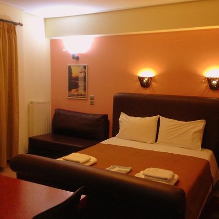 Lirio Guest House Makrakomi Экстерьер фото