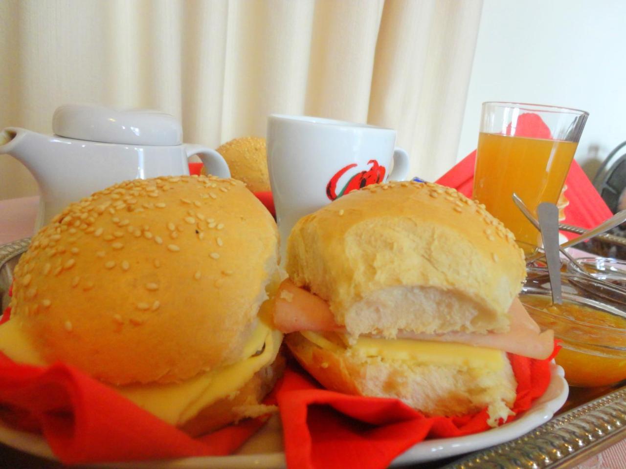Lirio Guest House Makrakomi Экстерьер фото